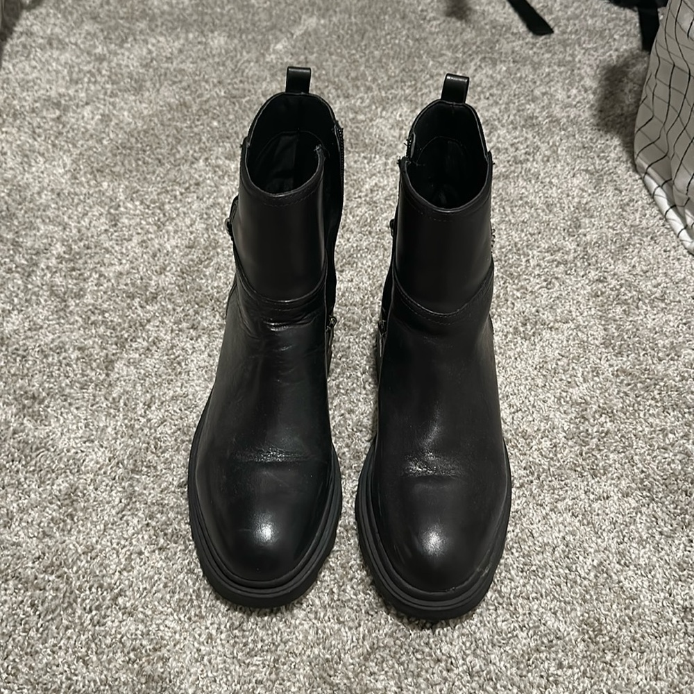 black boots- 8.5